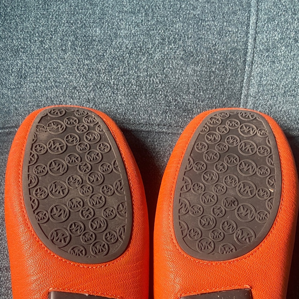 Michael Kors Orange Leather MK Logo Moccasin Loafers - Picture 5 of 9